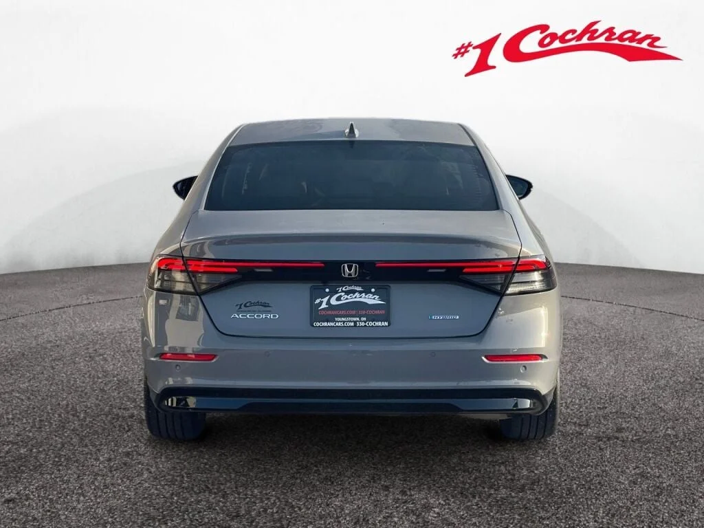 Certified Used 2025 Urban Gray Pearl Honda EX-L image 27