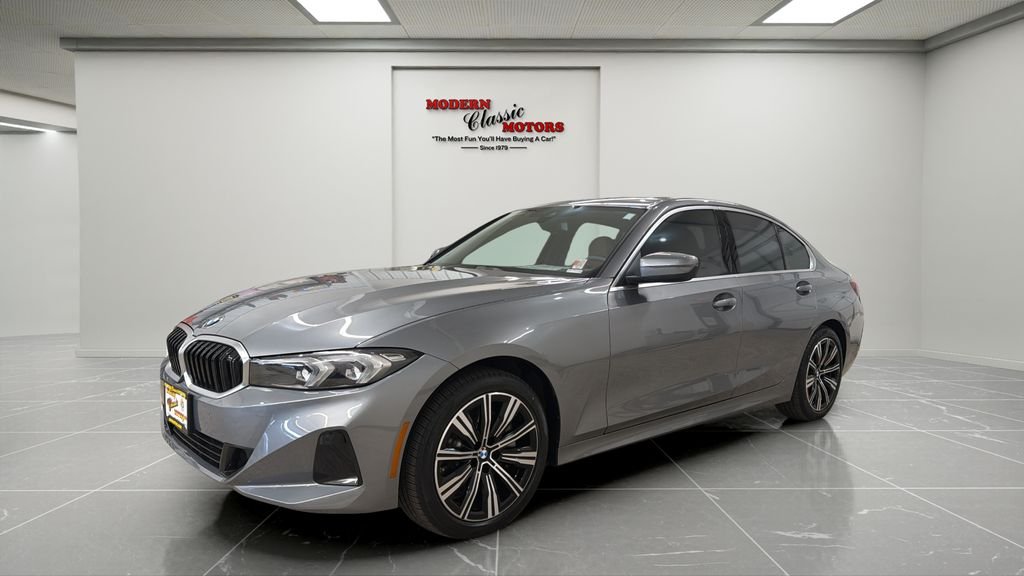 2025 BMW 3 Series 330i xDrive Sedan's photo