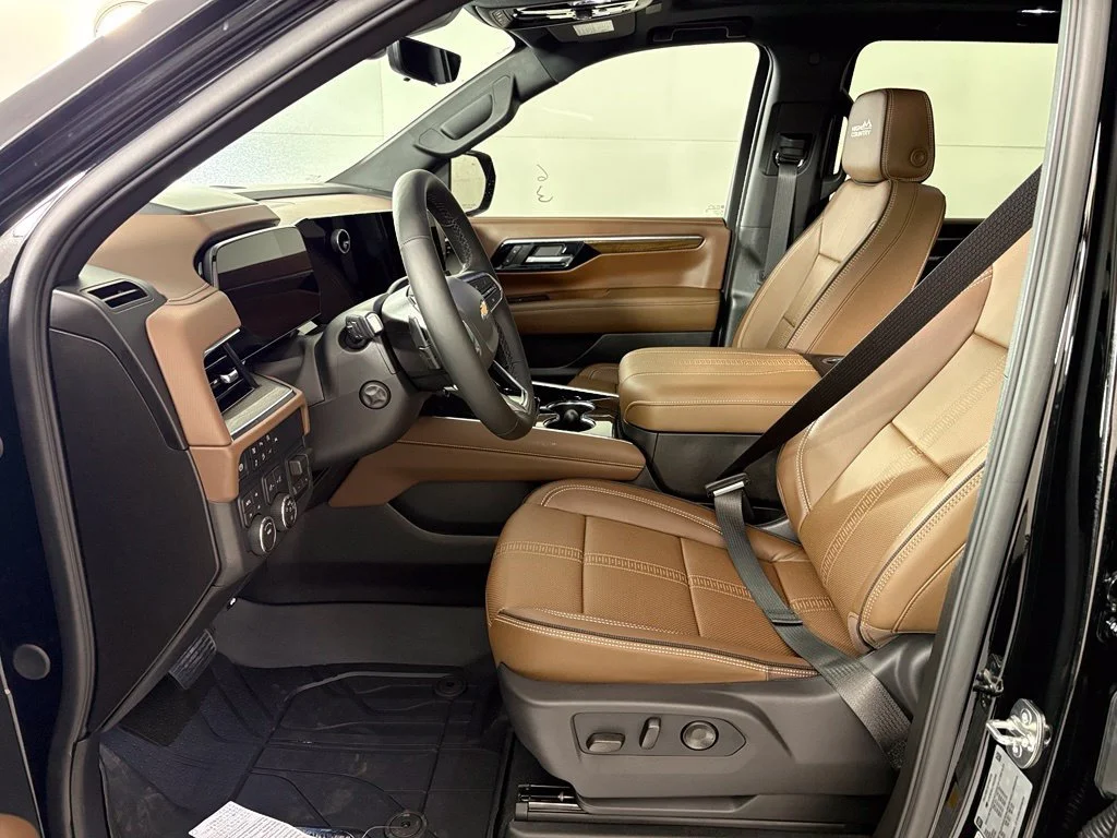 2026 Chevrolet Suburban High Country - Photo 35