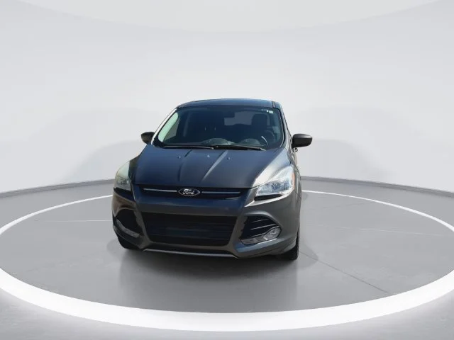 Used 2015  Ford SE image 3