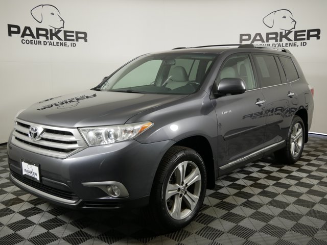 Used 2013 Magnetic Gray Metallic Toyota Limited image 1
