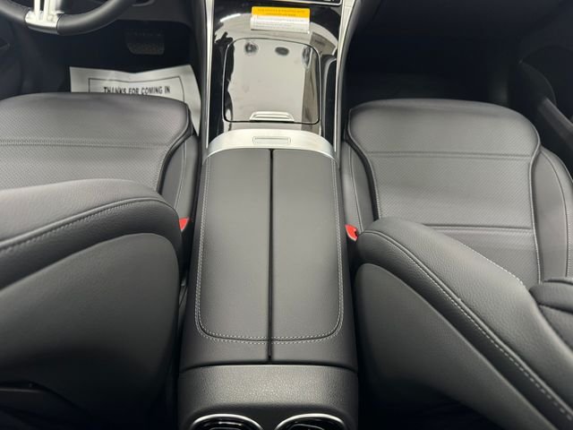 New 2026 Polar White Mercedes-Benz GLC 300 image 42
