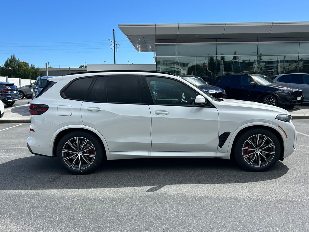 New 2026 Mineral White Metallic BMW xDrive50e image 6