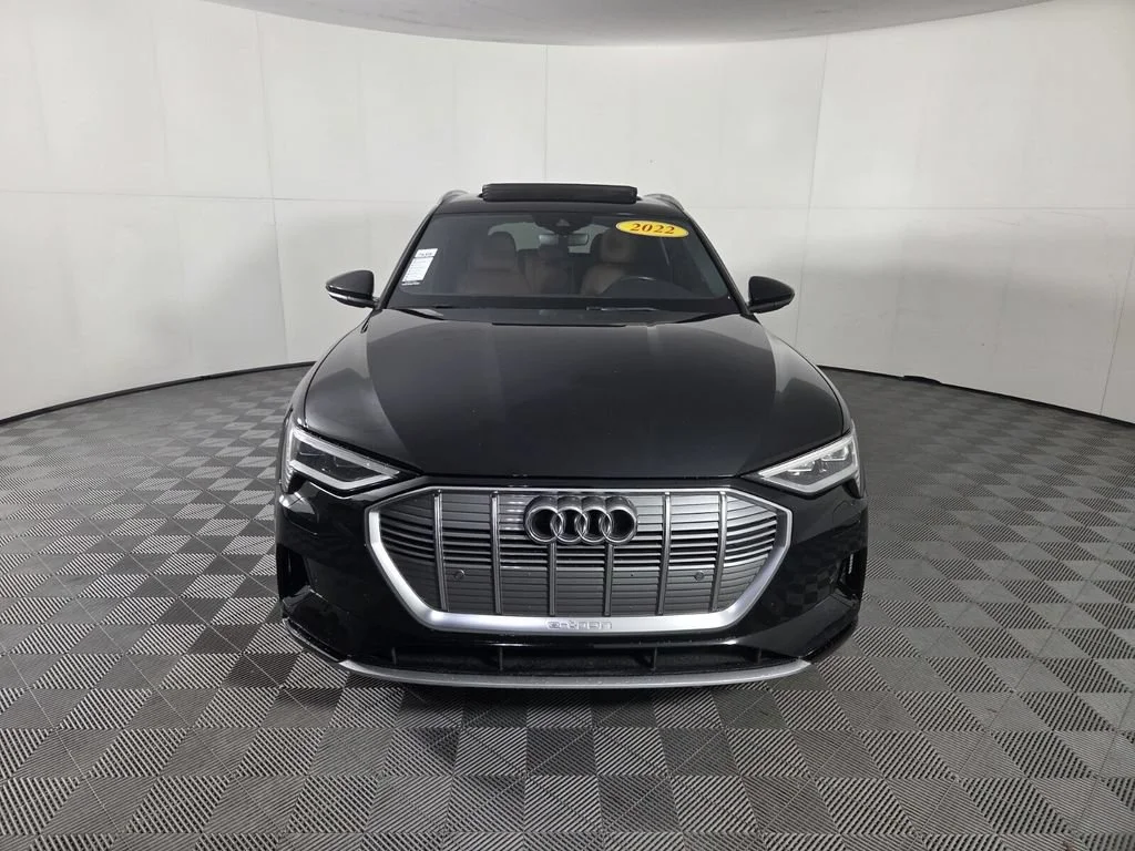 Used 2022 Brilliant Black Audi Premium image 3