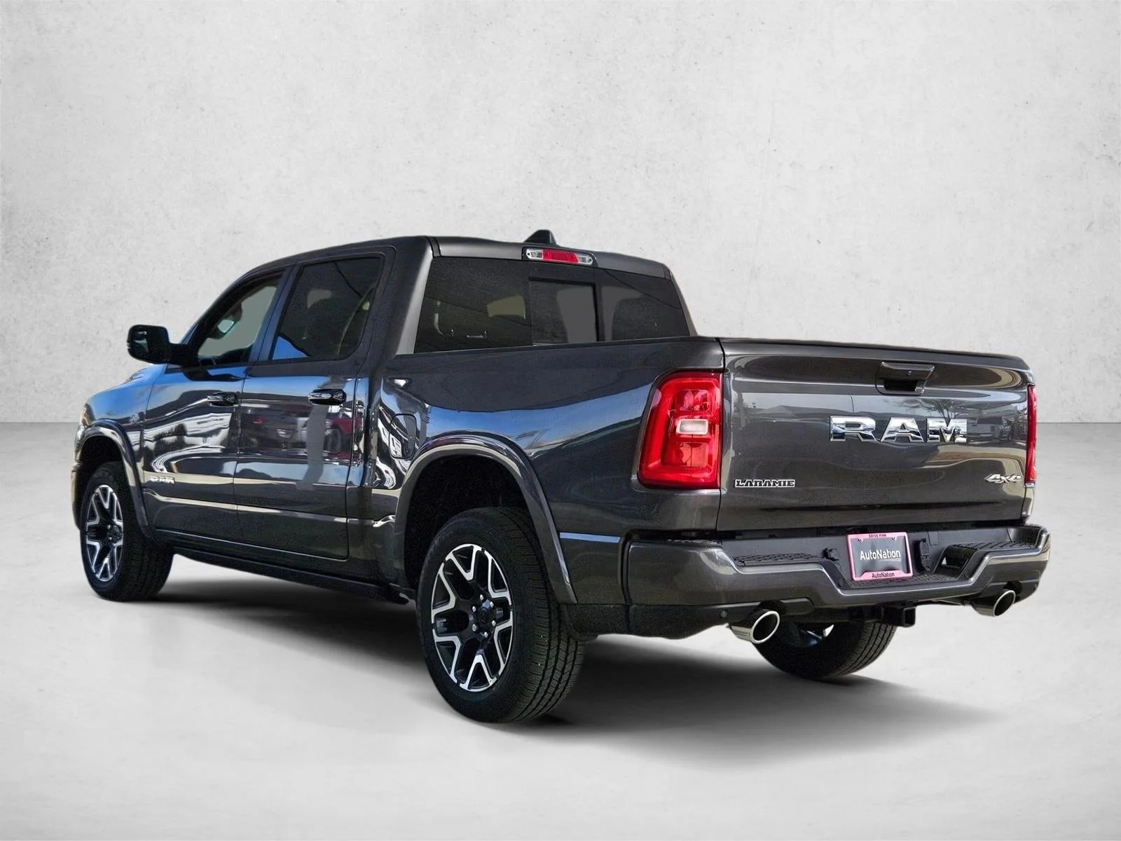 New 2026 Granite Crystal Metallic Clear-Coat Exterior Paint RAM Laramie image 9