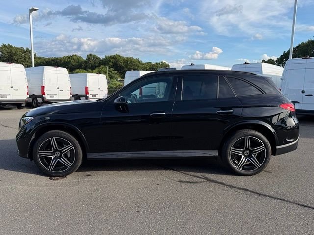 Certified Used 2024  Mercedes-Benz GLC 300 image 4