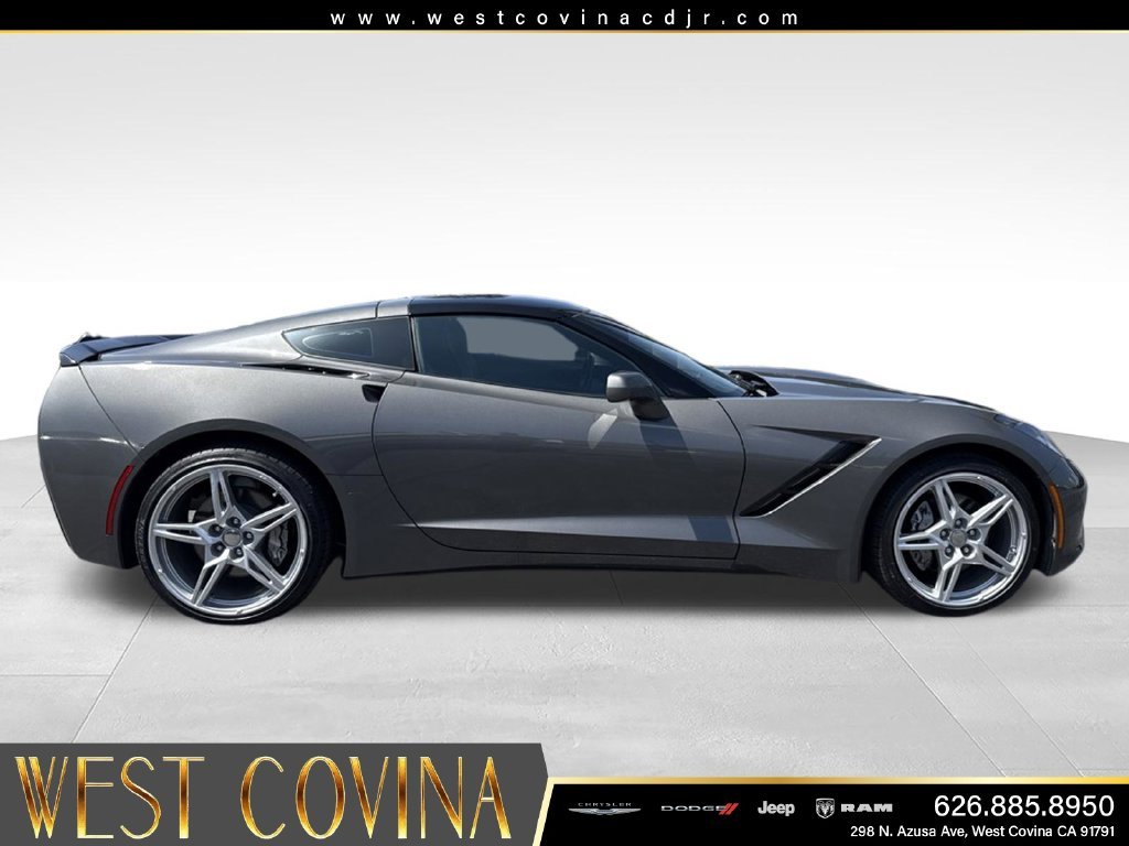 Used 2015 Gray Chevrolet Stingray image 15