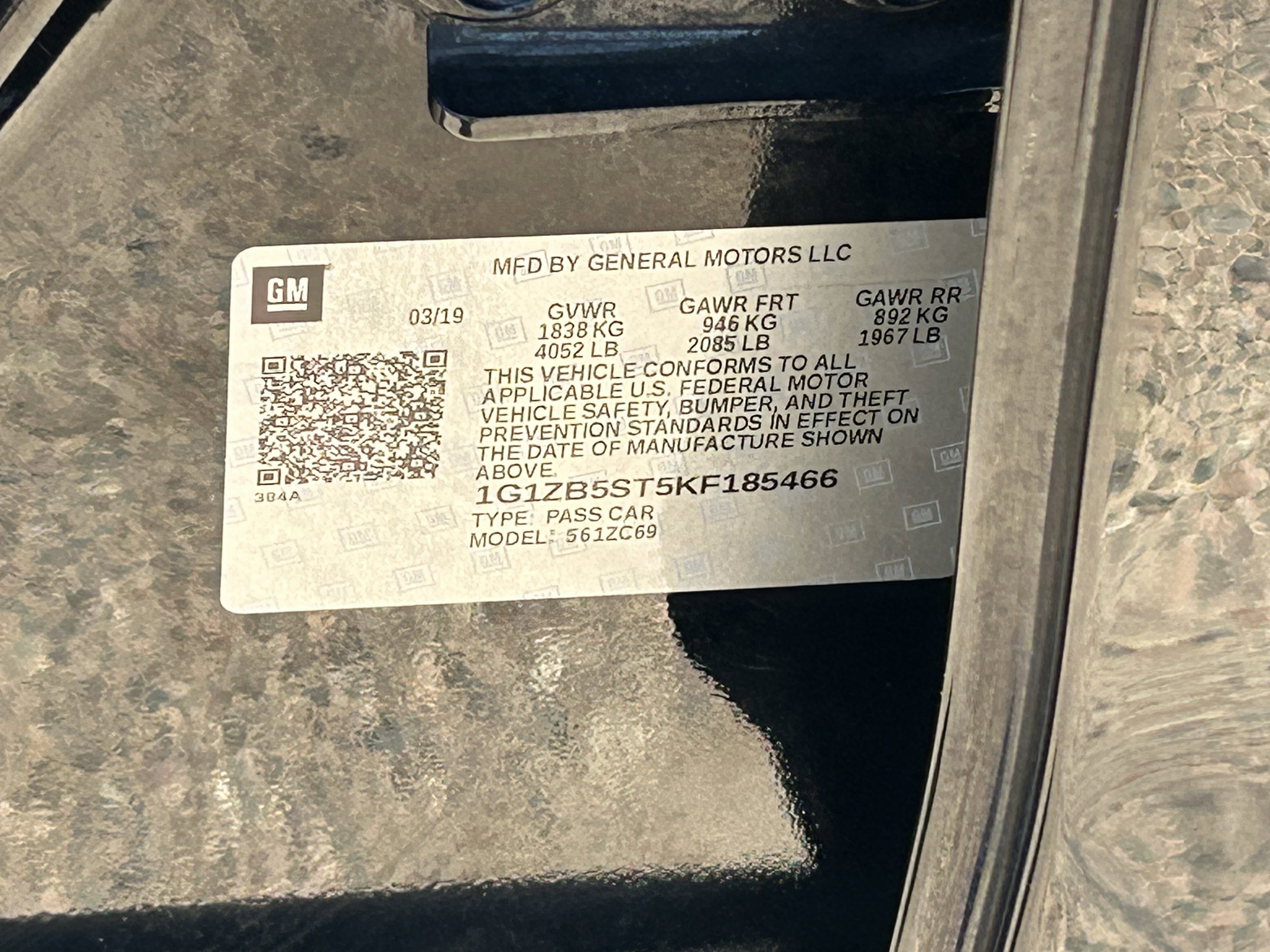 Certified Used 2019 MOSAIC BLACK METALLIC Chevrolet LS image 32