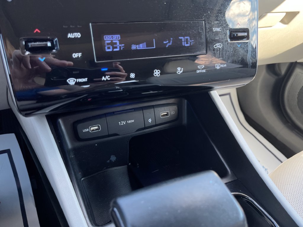 Used 2023 Silver Hyundai SEL image 19