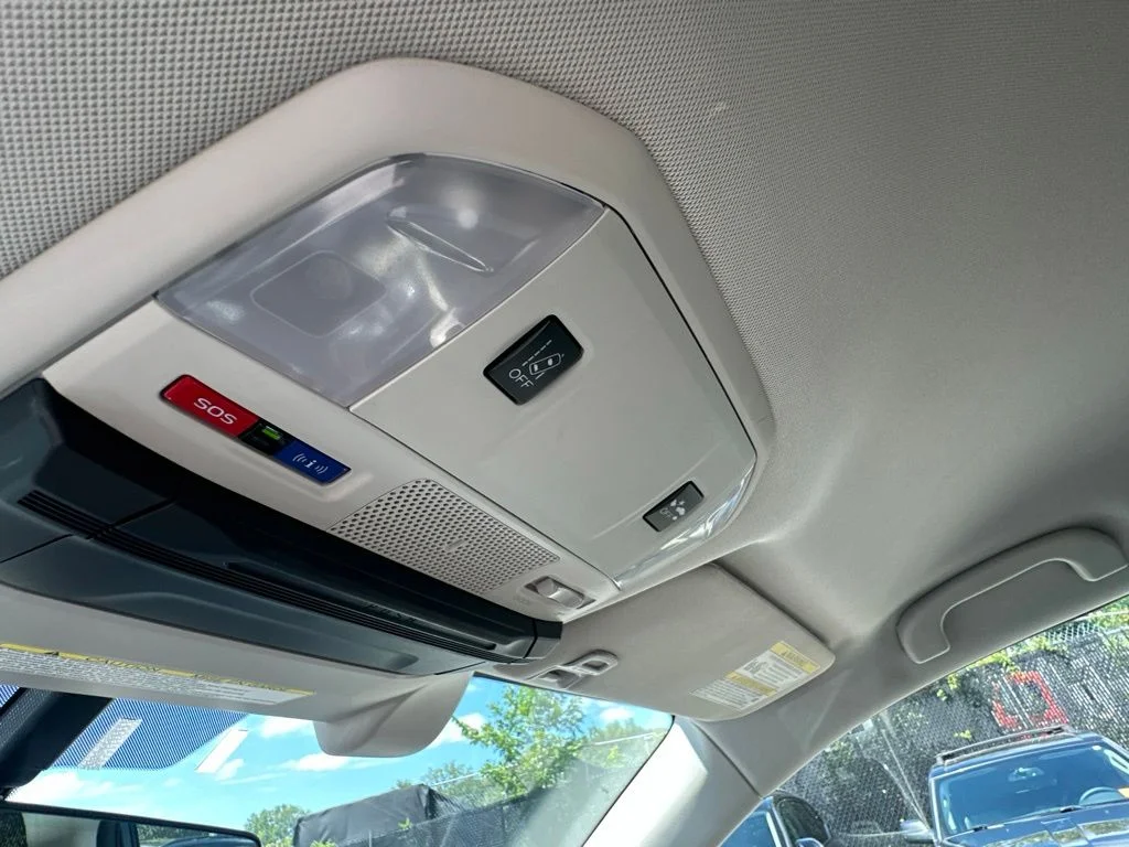 Used 2022 Blue Subaru Premium image 18