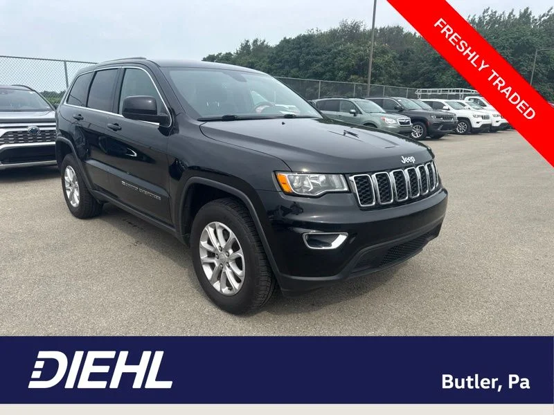 Used 2022 Black Jeep Laredo E image 1