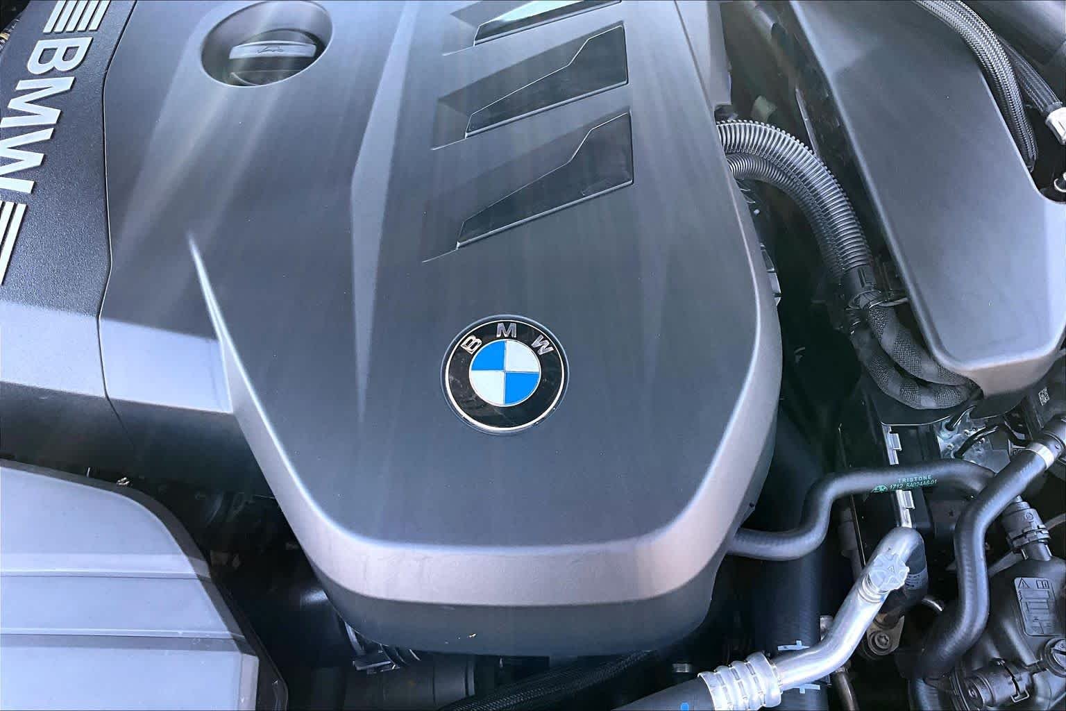 Used 2026 Alpine White BMW 330i NA image 30