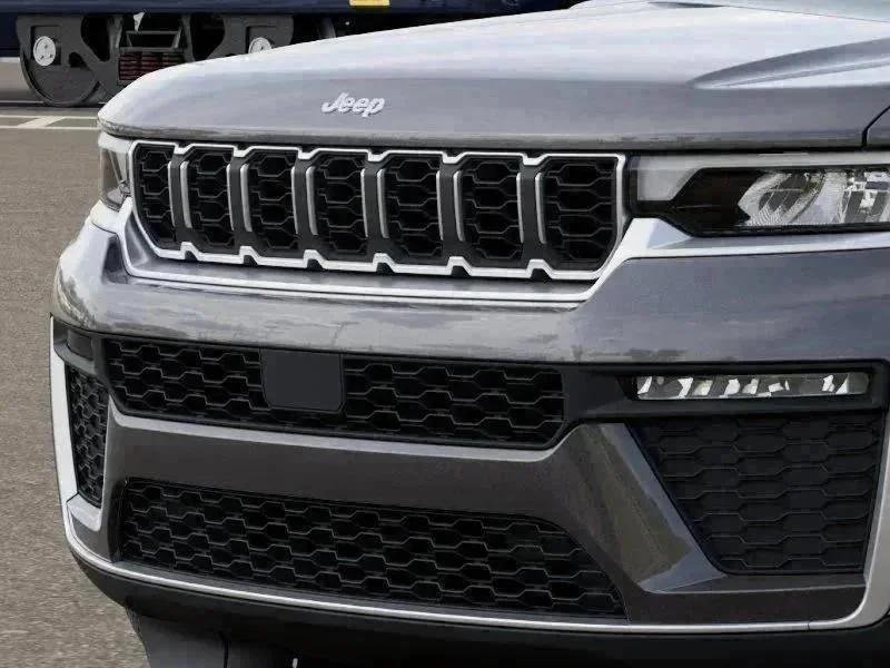 New 2026 Baltic Gray Metallic Clear-Coat Exterior Paint Jeep Limited image 37