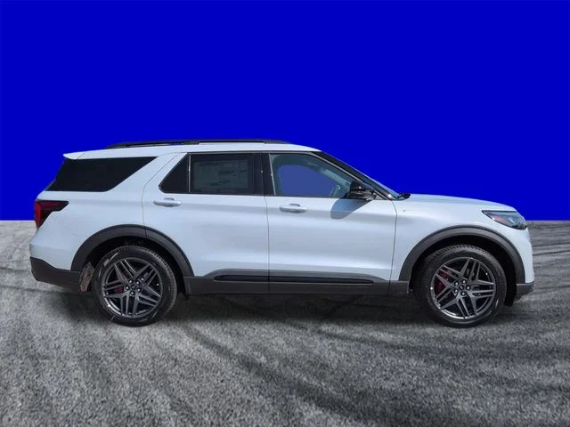 New 2026 White Ford ST-Line image 3