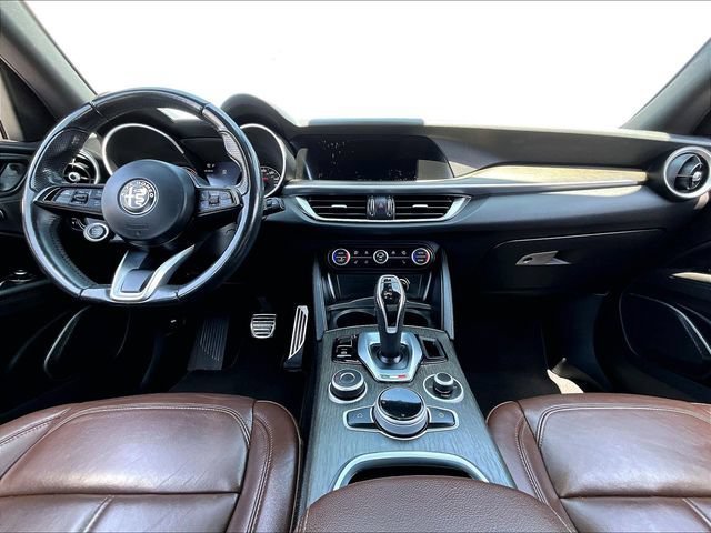 Used 2022 Moonlight Gray Me Alfa Romeo Ti image 21