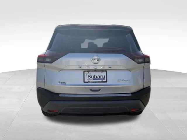Used 2021 Silver Nissan SV image 6