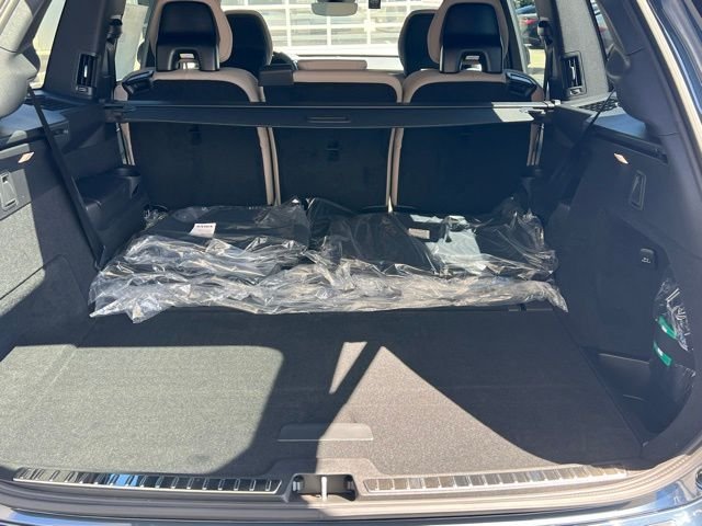 2025 Volvo XC90 Core - Photo 24