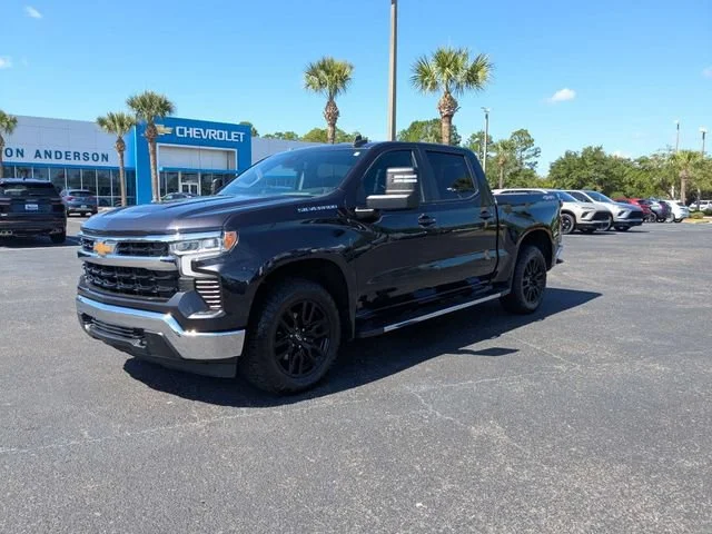 Used 2022 Dark Ash Metallic Chevrolet LT image 7
