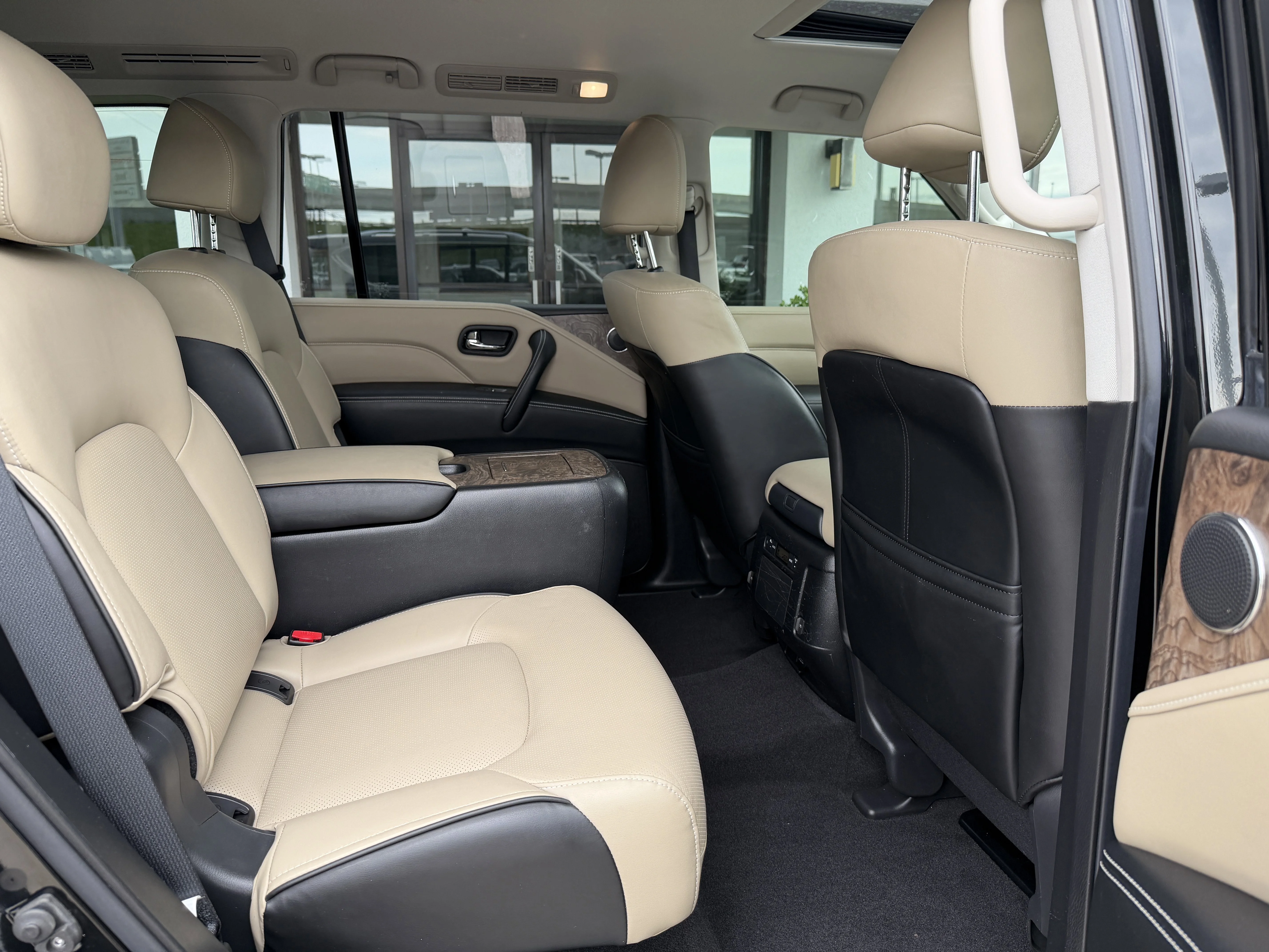Used 2021 Mineral Black INFINITI Premium Select image 26