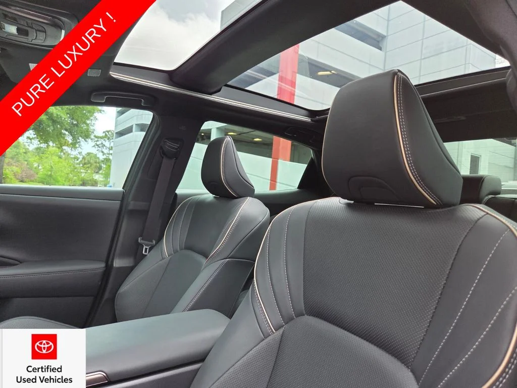 Used 2024 White Toyota Limited image 23