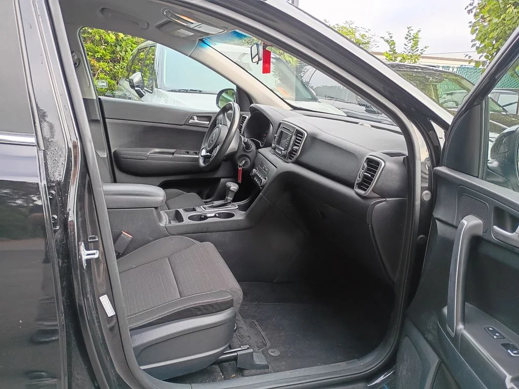 Used 2018 Black Cherry Kia LX image 18