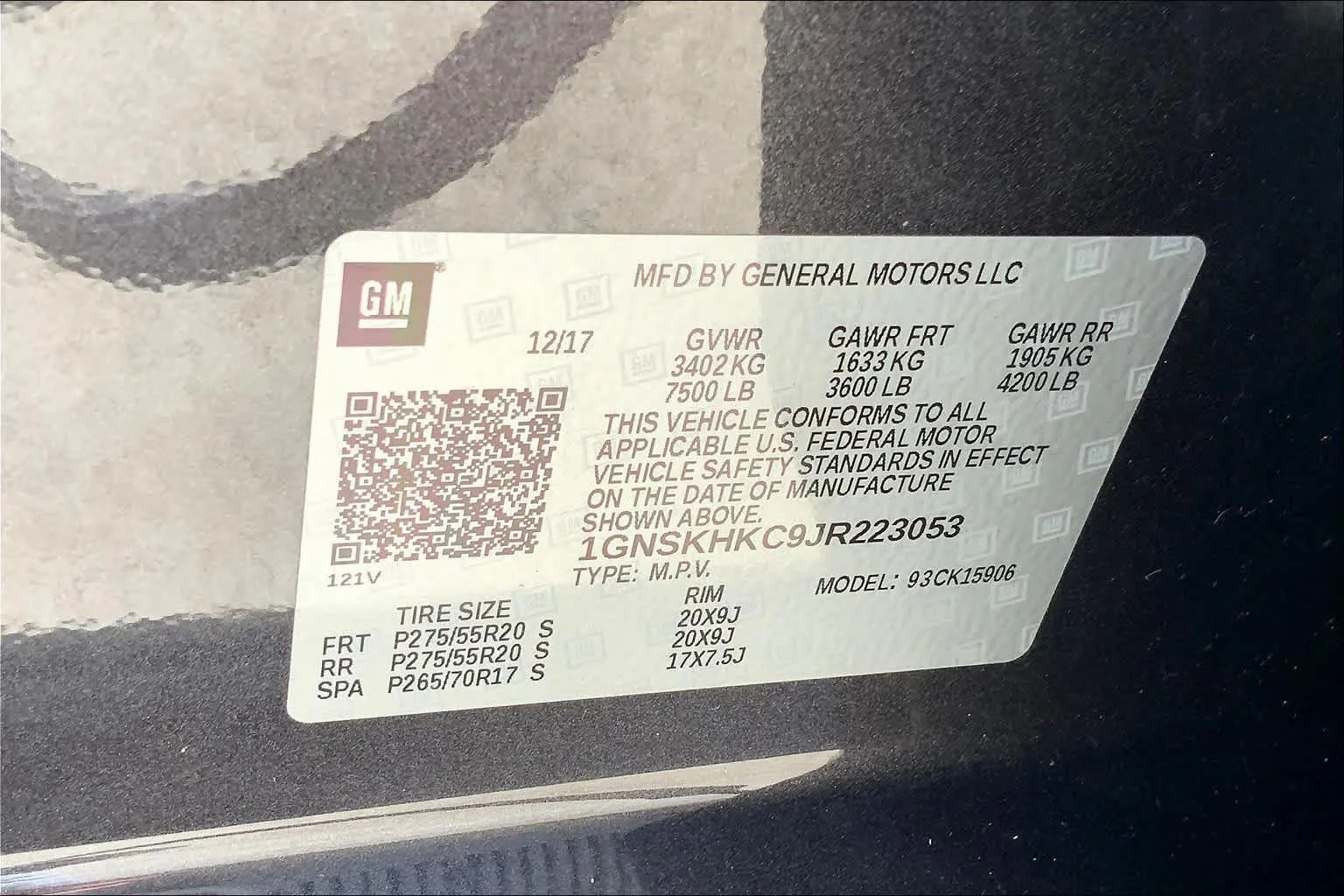 Used 2018 TUNGSTEN METALLIC Chevrolet LT image 34