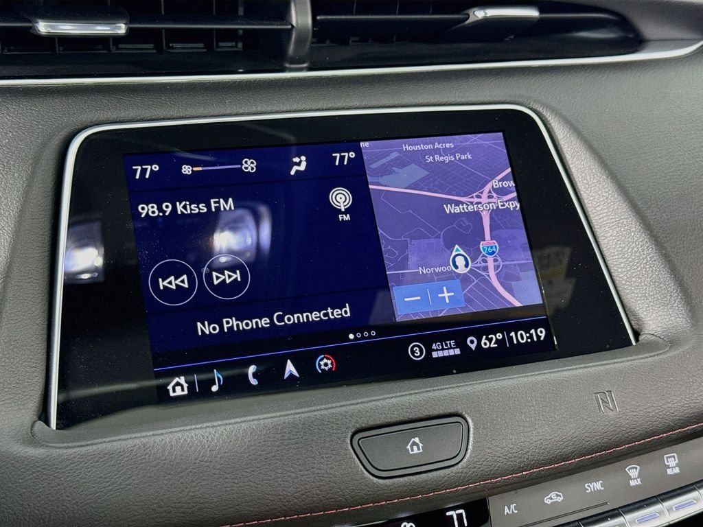 Used 2020  Cadillac Sport image 19
