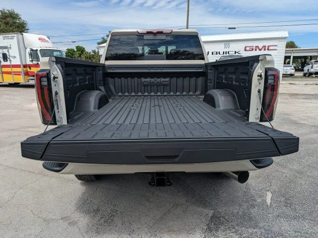 2026 GMC Sierra 2500HD AT4 - Photo 13