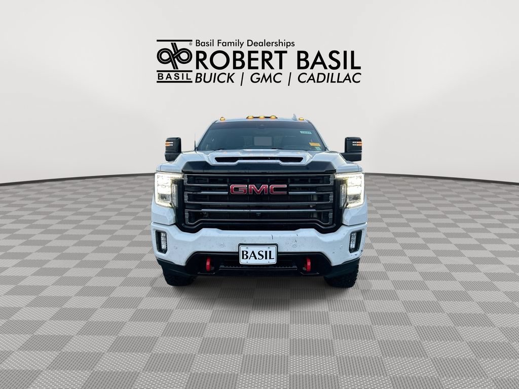 Used 2021 SUMMIT WHITE GMC AT4 image 3
