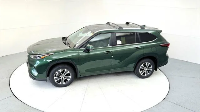 Certified Used 2024 CYPRESS Toyota  image 14