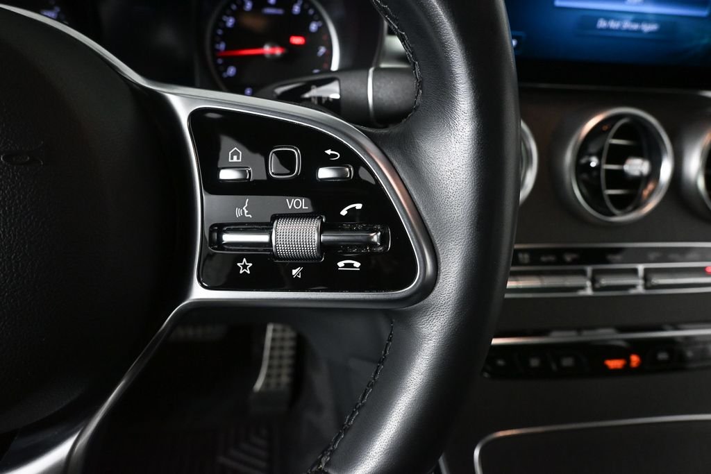 Used 2022 Black Mercedes-Benz GLC 300 image 11