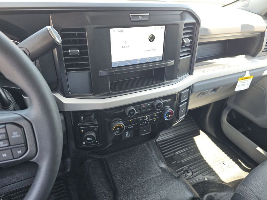 New 2026 Oxford White Ford XL image 33