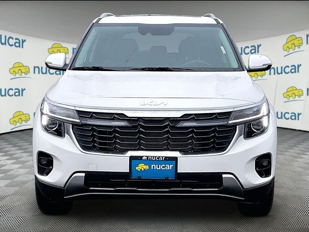 New 2026 Snow White Pearl Kia EX image 2