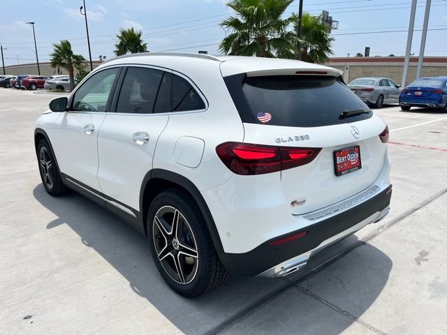 New 2026 Polar White Mercedes-Benz GLA 250 image 5