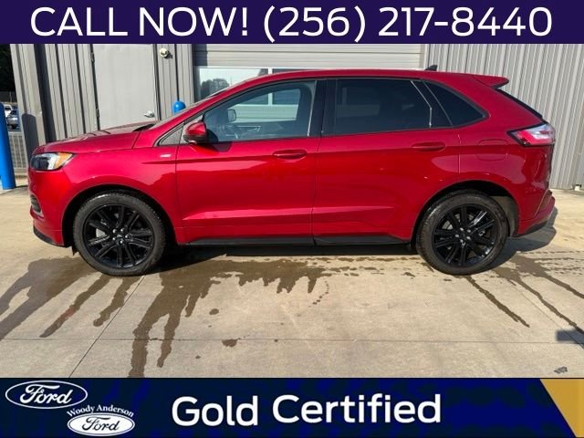 Used 2024 Rapid Red Metallic Tinted Clearcoat Ford ST Line image 3