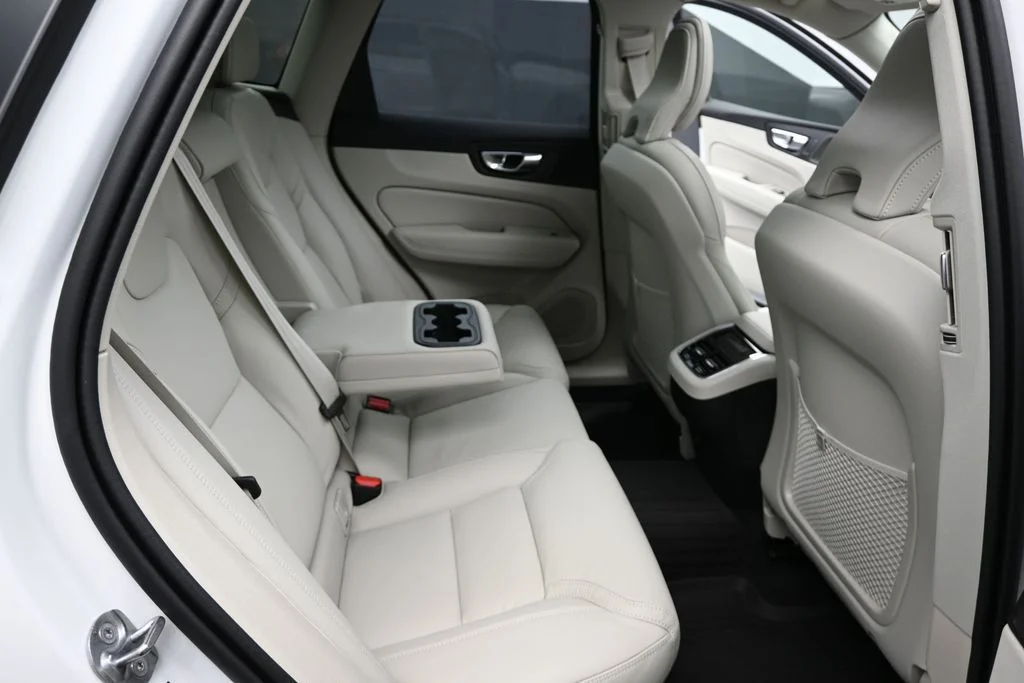 Used 2026 Crystal White Volvo Ultra image 18
