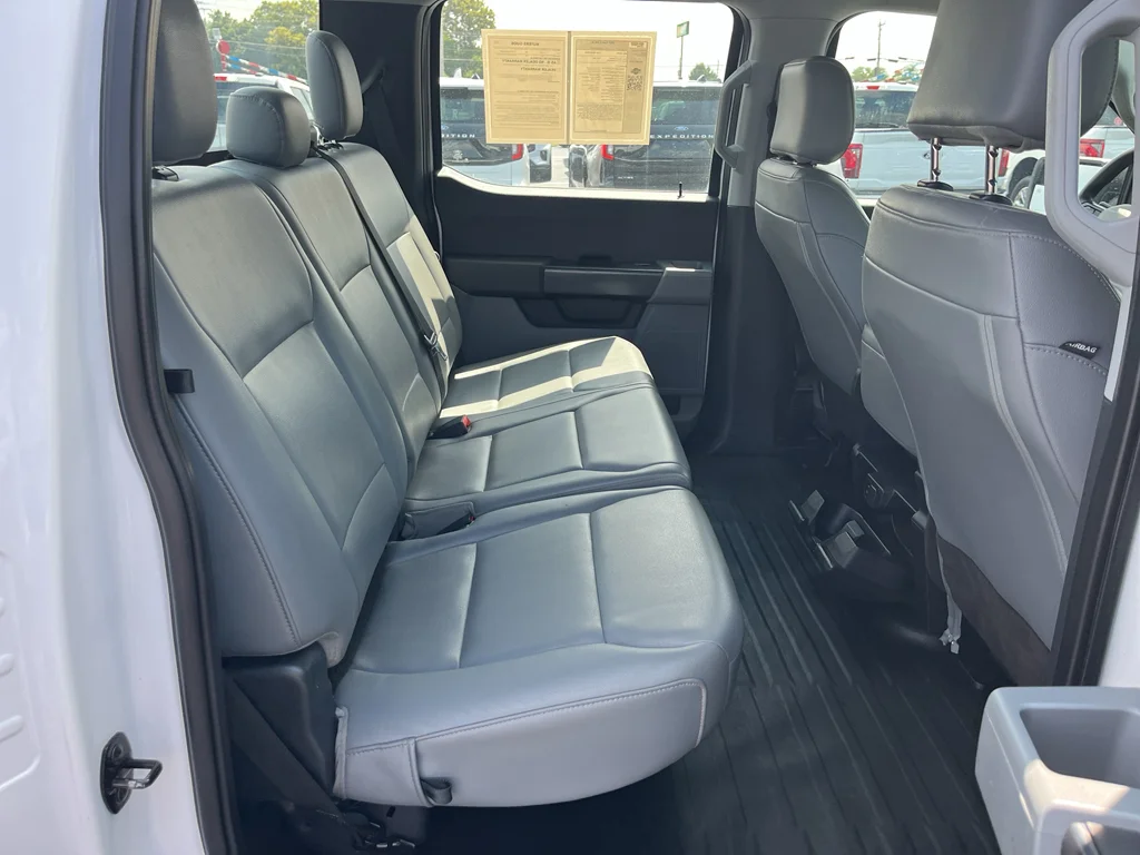 Used 2021 Oxford White Ford XL image 14