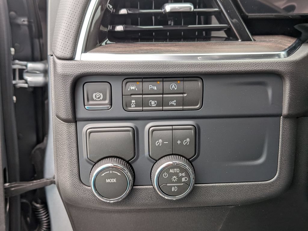 New 2026 Sterling Gray Metallic Chevrolet Premier image 18