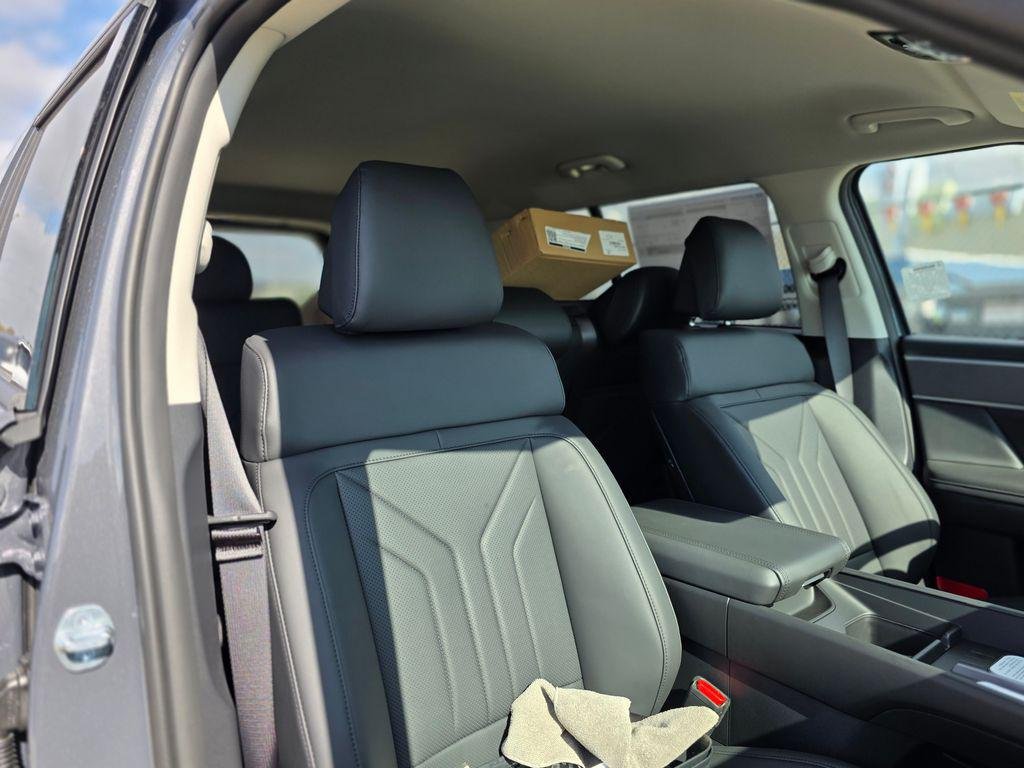New 2026 Gray Hyundai SEL image 11