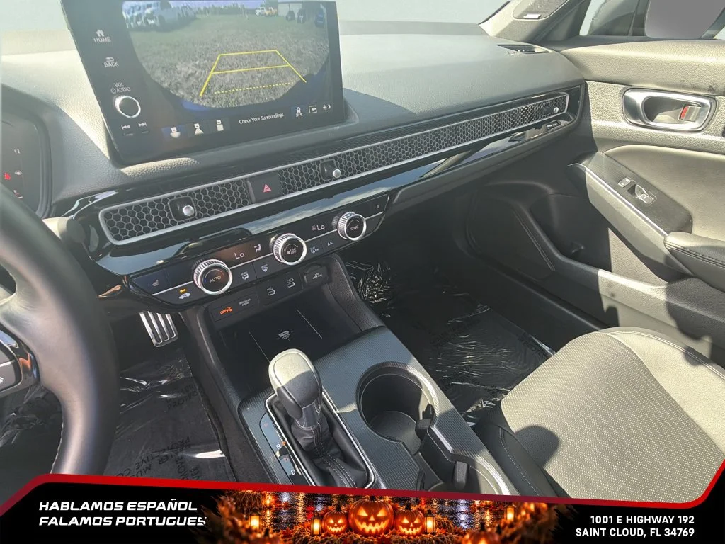 2025 Honda Civic Sport Touring - Photo 20
