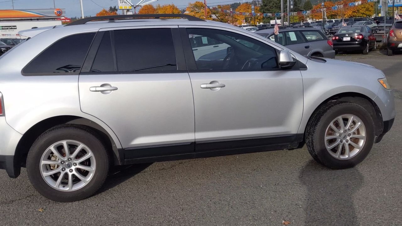 2010 Ford Edge SEL photo 3