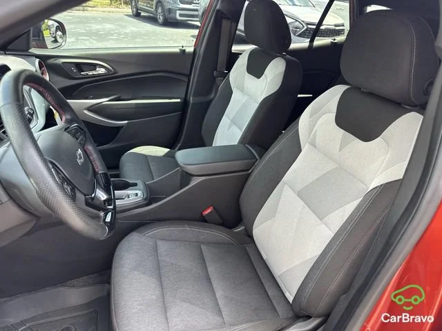 Used 2024 Cayenne Orange Metallic Chevrolet 1RS image 20