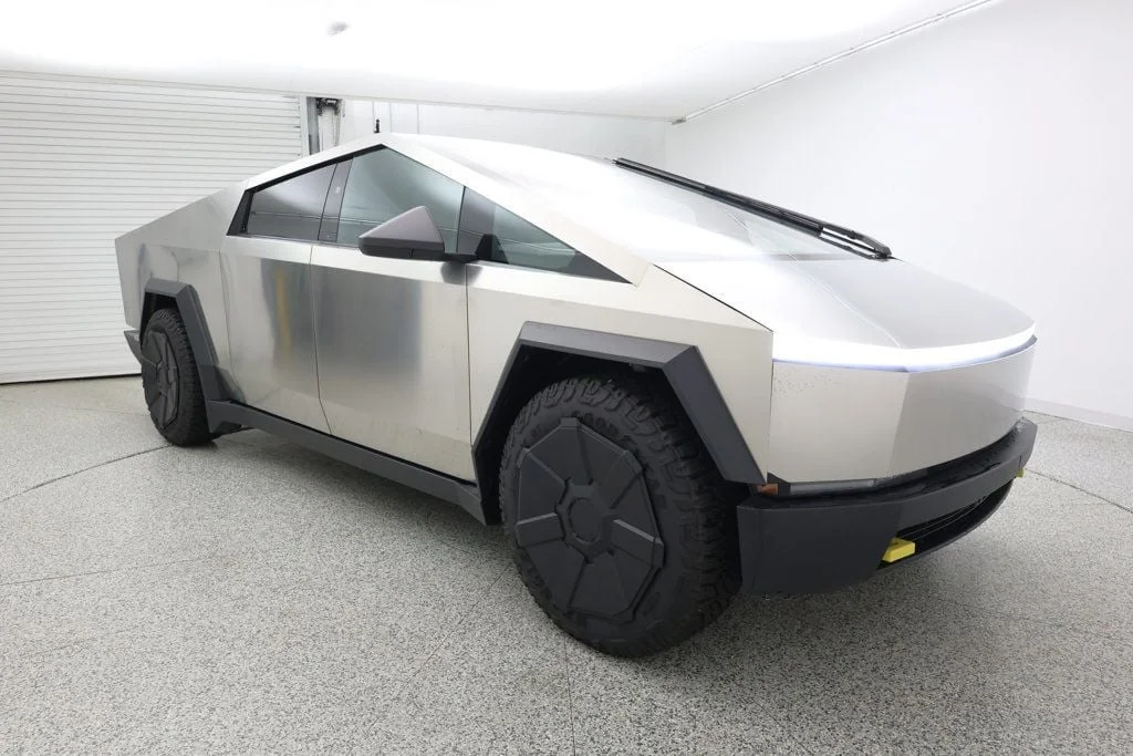 Used 2025 Stainless Steel Tesla AWD image 2