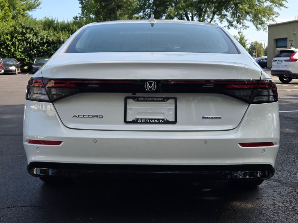 New 2026 Platinum White Pearl Honda EX-L image 16