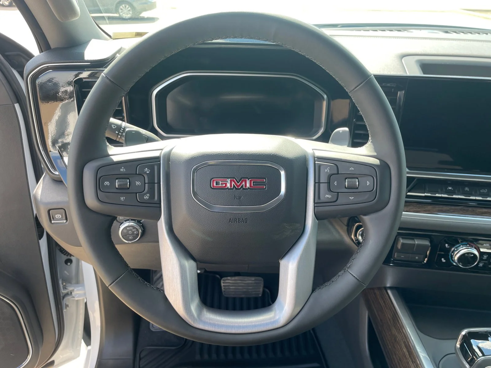 New 2026 Summit White GMC Elevation image 16