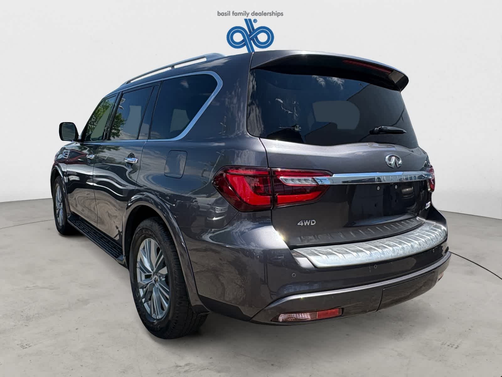 Used 2024 Anthracite Gray INFINITI LUXE image 4