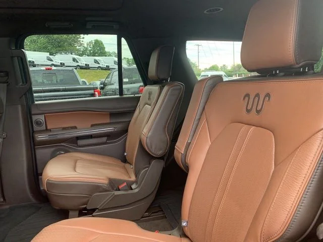 Used 2023 Green Ford King Ranch image 21