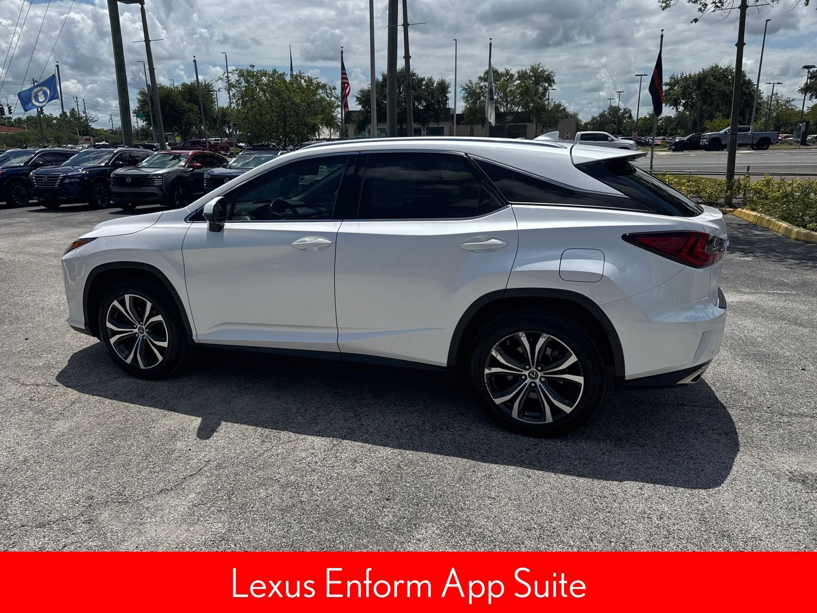 Used 2019 White Lexus 350 image 18