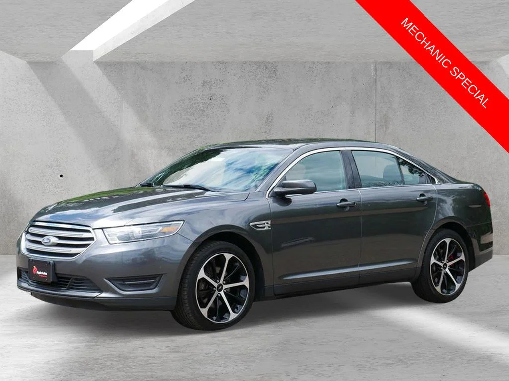 Used 2015  Ford SEL image 6