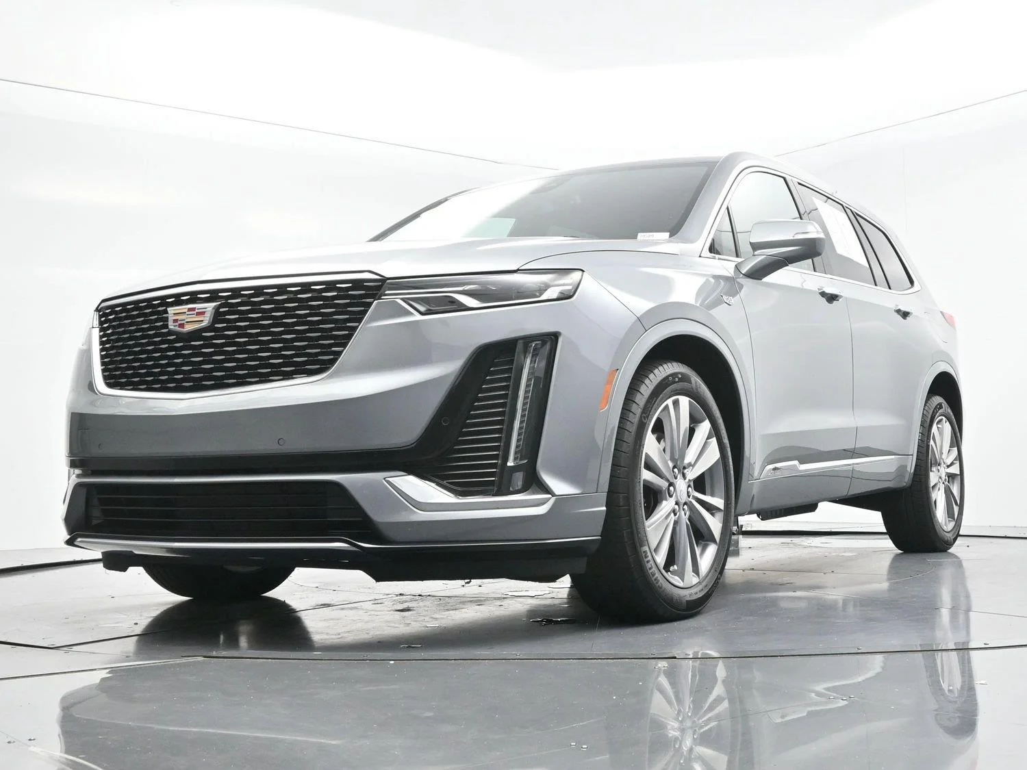 Used 2024 Argent Silver Metallic Cadillac Premium Luxury image 53